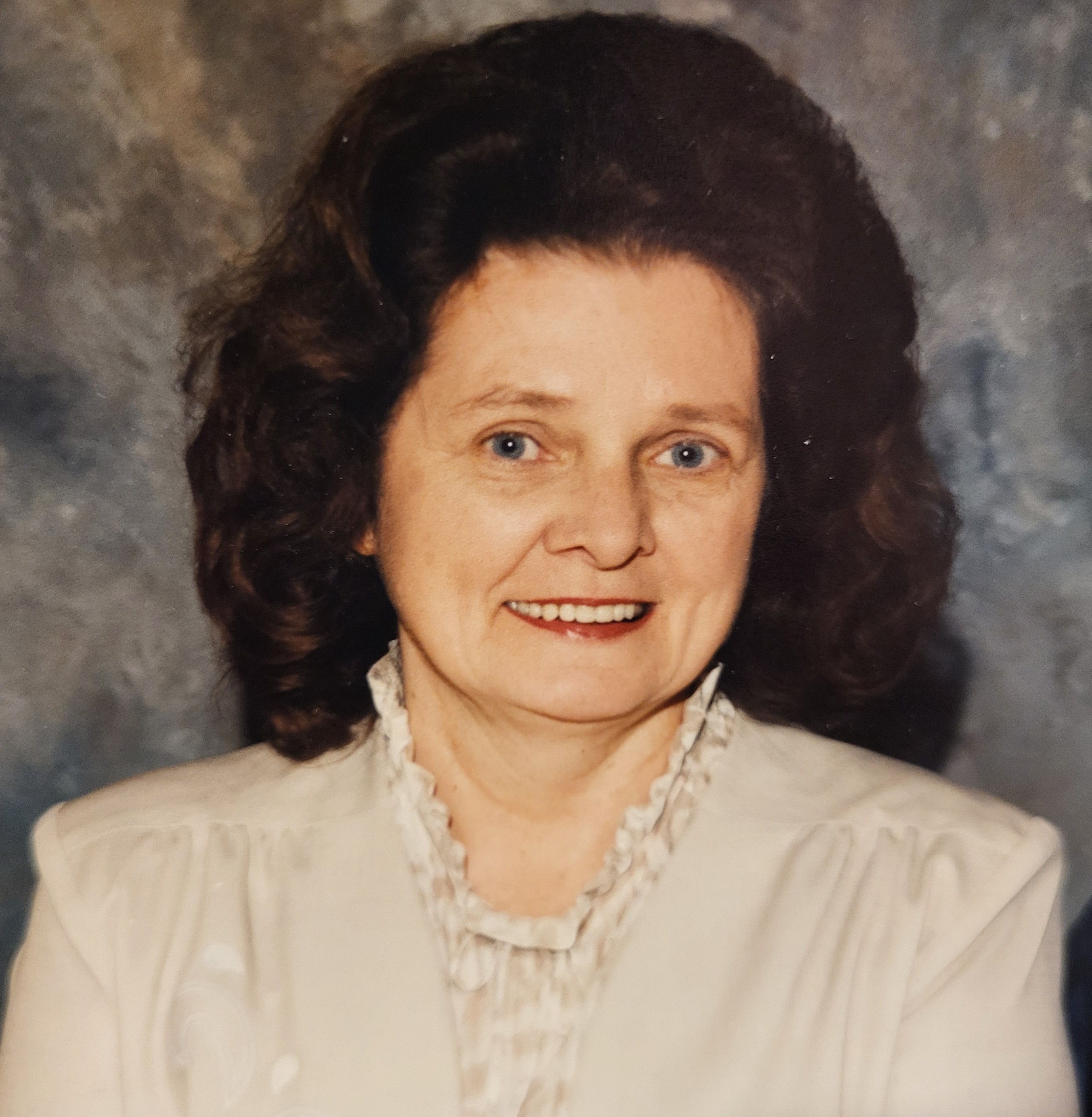 Nancy Lou Grant Obituary on Michigan Memorial Funeral Home